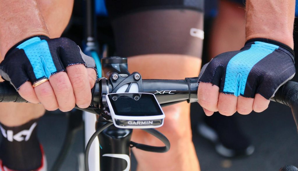 half-fingered-cycling-gloves